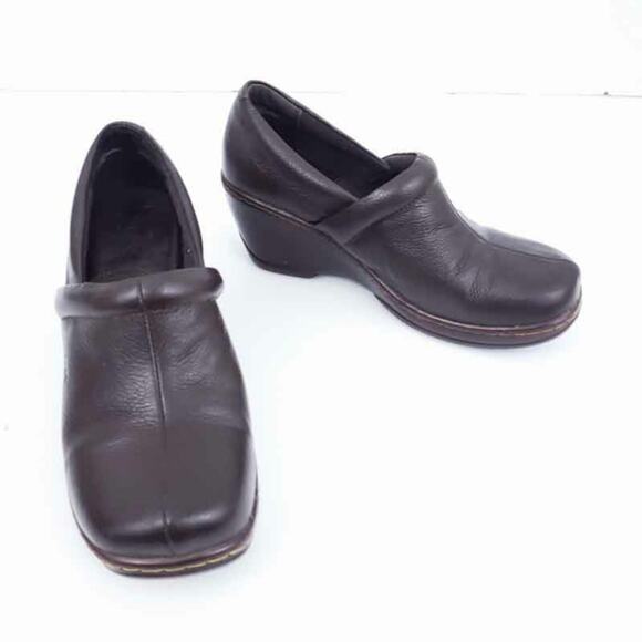 BORN BOC Women's Leather Clogs Mules Brown 9 M/W 40.5 Comfort Shoe CIE3 - Picture 1 of 6
